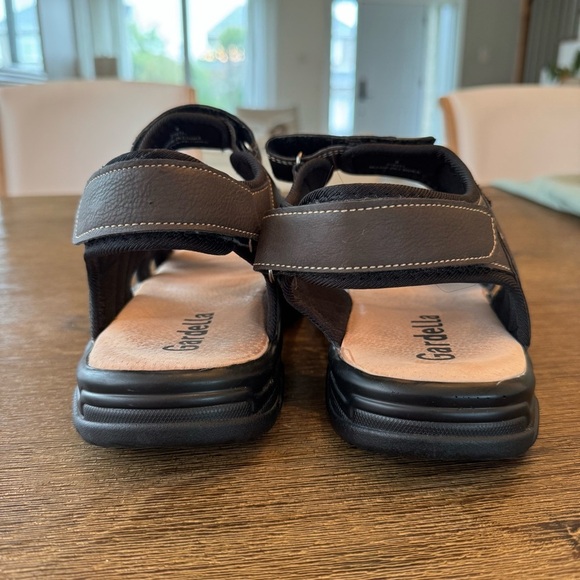 Gardella Men’s Brown Sport Sandals Size 9 Adjustable Velcro Straps 278251 NWOT - Picture 3 of 8